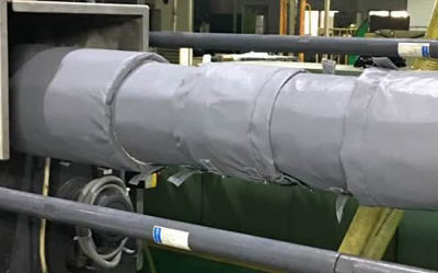 注塑機(jī)<a href=http://www.gzsiya.cn/e/tags/?tagname=%E4%BF%9D%E6%B8%A9%E8%A1%A3 target=_blank class=infotextkey>保溫衣</a>的好處
